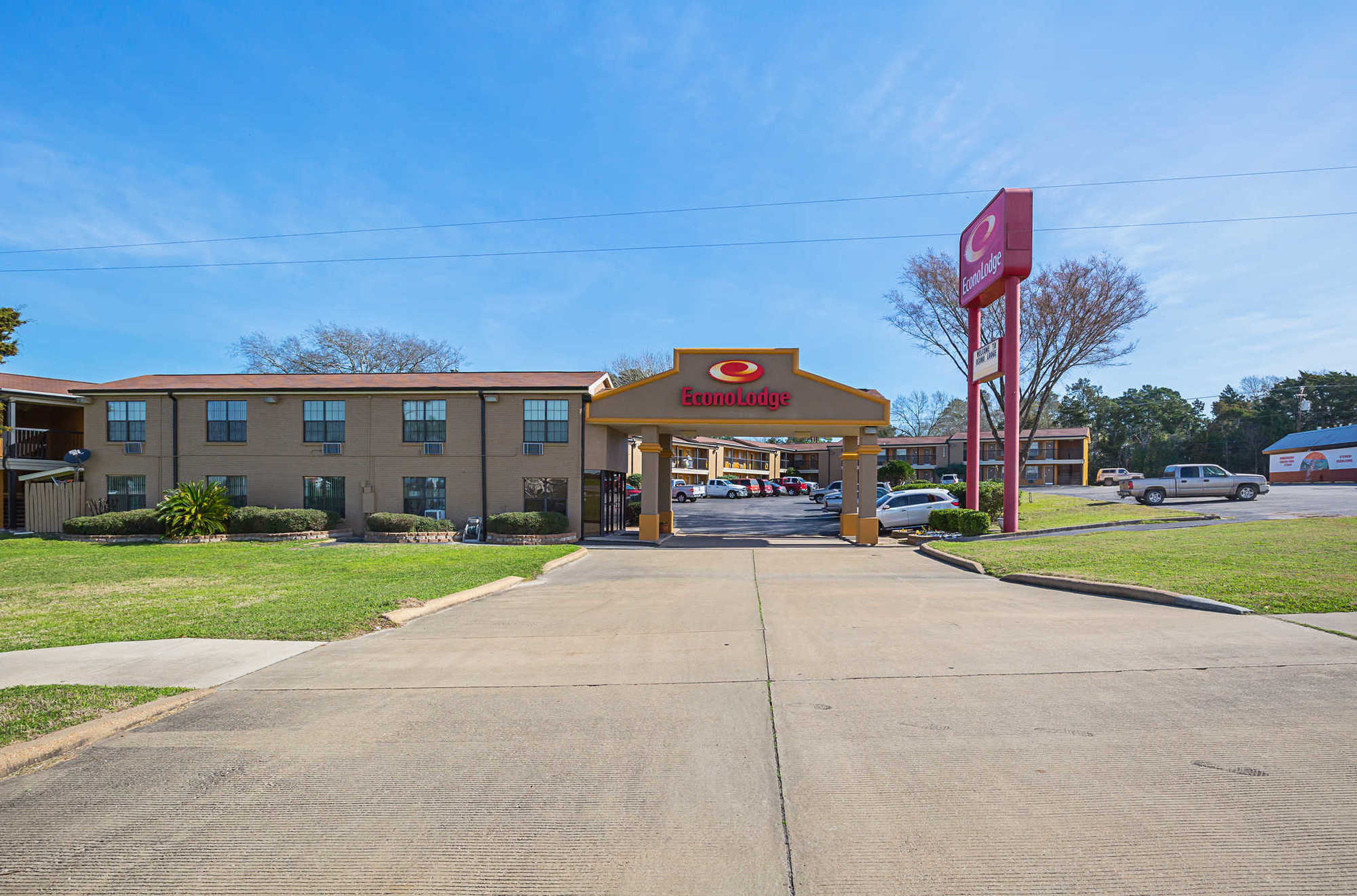 Econo Lodge Huntsville- University Area Экстерьер фото