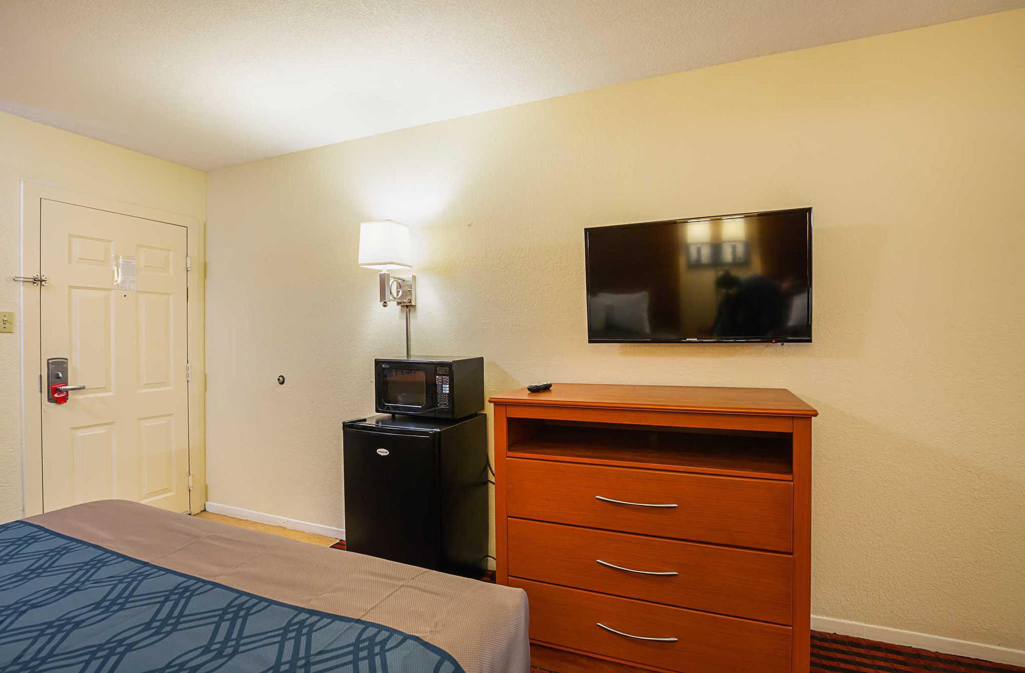 Econo Lodge Huntsville- University Area Номер фото